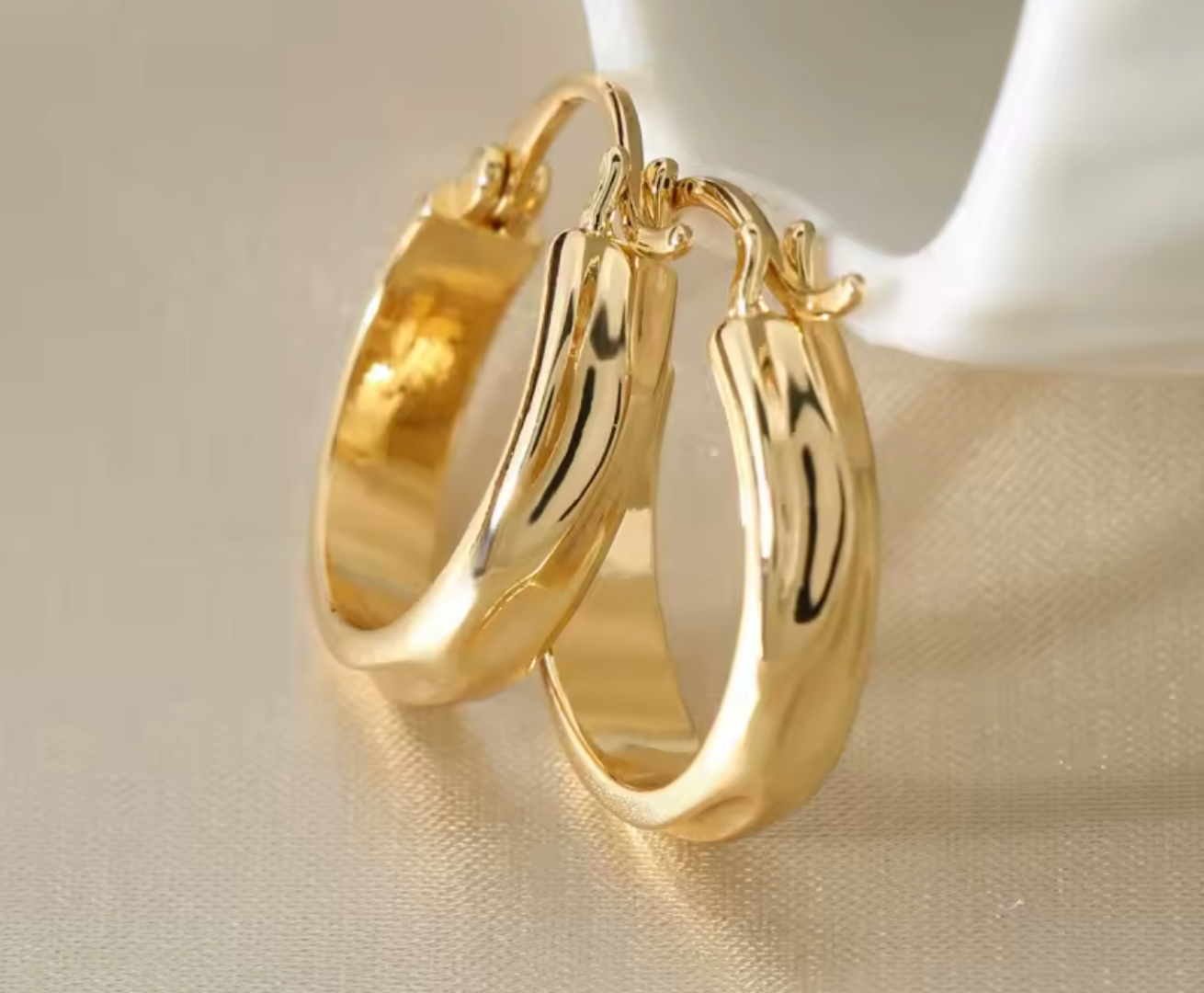Gold-Plated Stainless Steel Glossy Round Hoop Earrings for Women